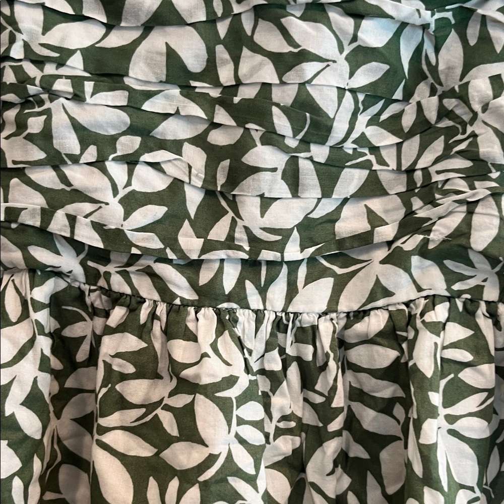 Abercrombie & Fitch Leaf Print Blouse - Picture 4 of 7